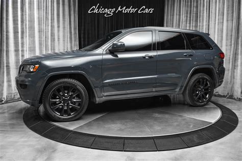 Used 2017 Jeep Grand Cherokee Altitude Suv Rare Rhino Grey Paint