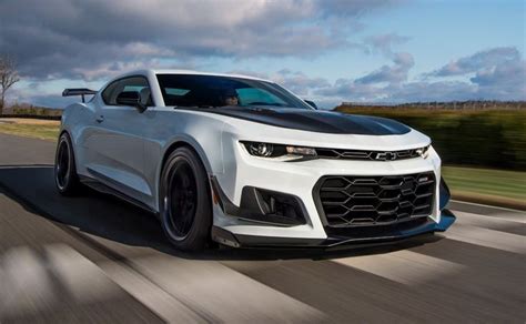 2021 Chevrolet Camaro Zl1 Review Pricing And Specs Camaro Zl1