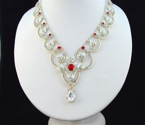 Her Majesty The Queen Elizabeths Two Strand Necklaces