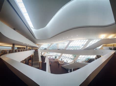 The Surreybc Public Library Designed By Bing Thom A Canadian