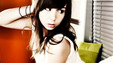 free download ariel rebel hd wallpaper wallpaperbetter