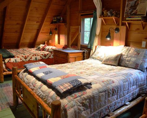 Small Cabin With Sleeping Loft