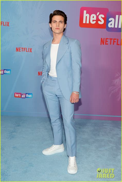 Photo Addison Rae Tanner Buchanan Hes All That Premiere Photo Just Jared