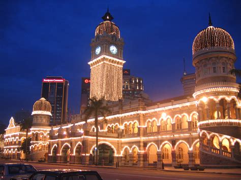 Is sultan abdul samad building the most beautiful of colonial architecture in kuala lumpur? File:Sultan Abdul Samad National Day.jpg - Wikimedia Commons