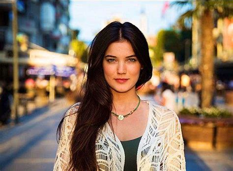 'menajerimi ara', yeni bölümüyle pazar. Poze Pinar Deniz - Actor - Poza 3 din 4 - CineMagia.ro
