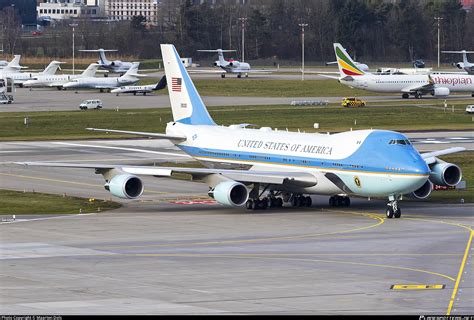 92 9000 Usaf United States Air Force Boeing 747 2g4b Vc 25a Photo By