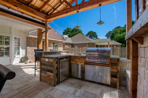 Premier outdoor cabinetry is the perfect choice. New Orleans Outdoor Kitchens Contractor | Custom Outdoor ...