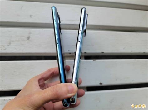 Xiaomi mi 10t pro and xiaomi mi 10 pro (image credit: 「差6千元」比小米10T Pro升級了哪些？小米11台灣版搶先動手玩 - 自由娛樂