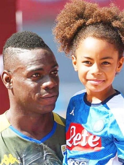 Mario Balotelli Figlia Pia Comè Diventata La Bimba Sua E Di Raffaella