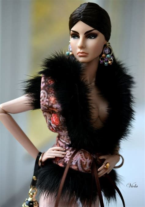 pin by uriahana amor on i know she s a doll but fashion royalty dolls barbie fashion