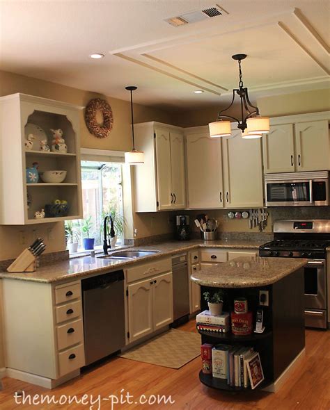 Elite kitchens manchester, manchester, united kingdom. How To Paint Your Kitchen Cabinets Without Losing Your ...