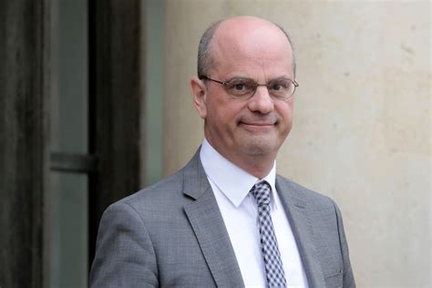 Describing it as rooted in hatred, mr blanquer said french people now needed to show their pride in their republican values of liberty, equality and. Jean-Michel Blanquer : sa réponse au sujet des tenues ...