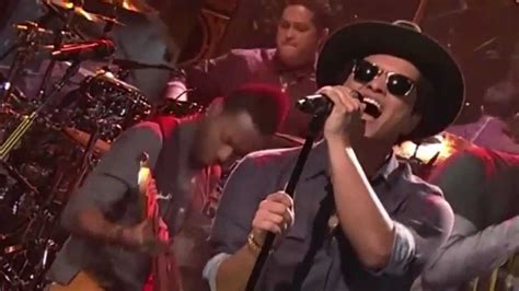 Bruno Mars Locked Out Of Heaven Live Performance Hd Youtube