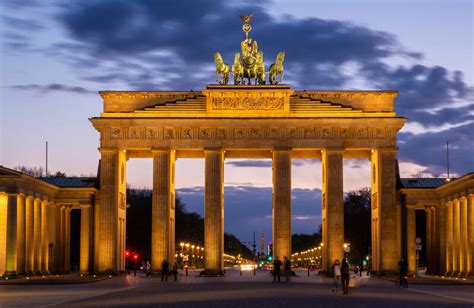 The song became rammstein's second no. Deutschland auf einen Blick | Tatsachen über Deutschland