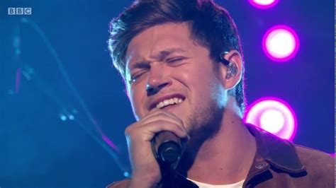 Niall Horan Slow Hands Bbc The One Show 05062017 Youtube