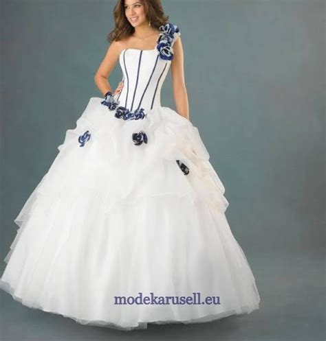 Wir helfen dir mit tipps und tricks dein kleid zu finden. Ballkleider Abendkleider : Rosen Brautkleid Ballkleid Weiß ...