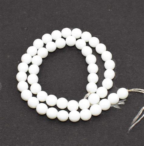 White Natural Faceted Plain Round Beads 8 Mm Agate Beads Center