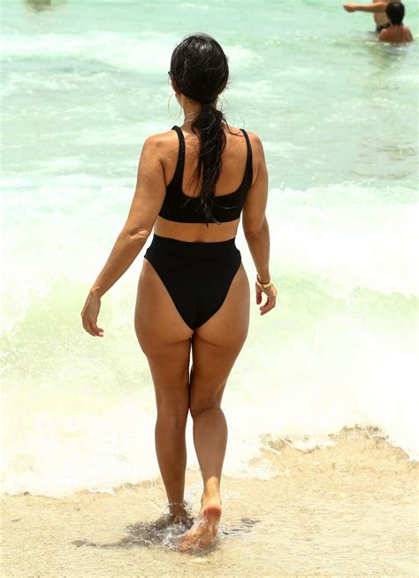 kourtney kardashian in bikini at a beach in miami 06 12 2017 hawtcelebs 72633 hot sex picture