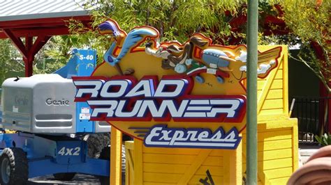 Road Runner Express Six Flags Magic Mountain