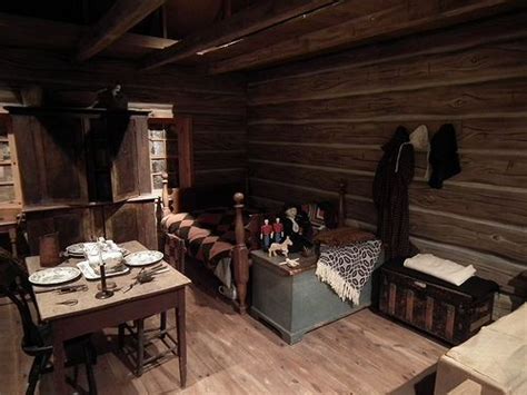 Pioneer One Room Cabin Interior Bing Images One Room Cabins Tiny