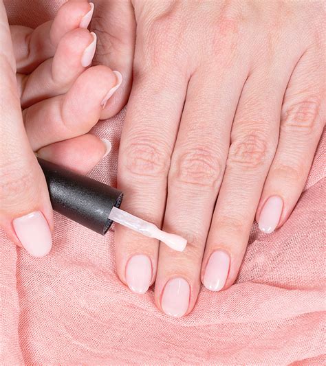 13 Best Clear Nail Polish Reviews For Gorgeous Nails In 2023