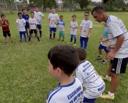 V Deo Projeto Social Escolinha Anjos Do Futebol Tem Atividades