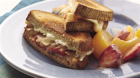 See more ideas about cooking recipes, recipes, food. Air Freyer Ruben Sandwiches / How To Make A Reuben ...