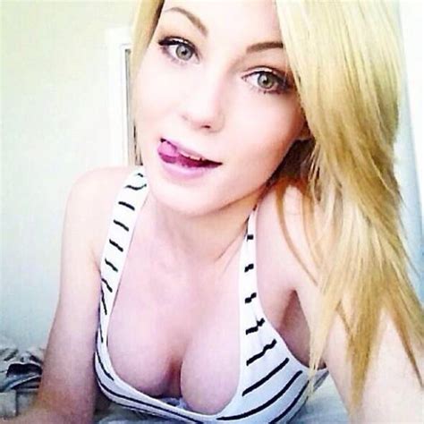 Heres Twitchs Hottest Female Streamer Pics The Best Porn Website