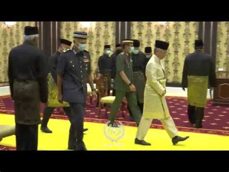 Di peringkat negeri, gabungan itu adalah parti terbesar di lima dari tiga belas dewan undangan negeri dan membentuk kerajaan di negeri pulau pinang, selangor, dan negeri sembilan. Istiadat Pengurniaan Watikah Pelantikan Ketua ketua ...