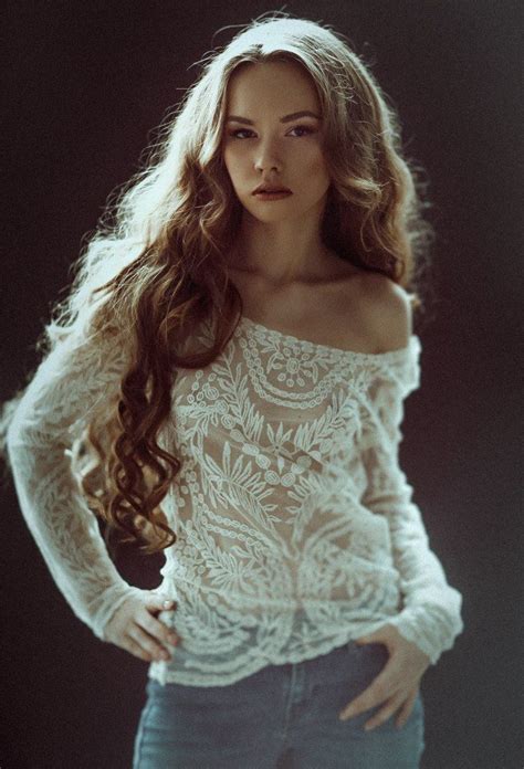 tatiana kuznetsova weak in the knees ginger hair hair pictures model poses perfect hair