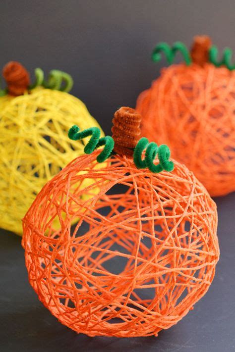 How To Make Yarn Pumpkins Using Balloons Homemade Halloween