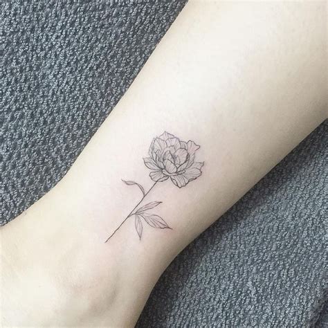 160 Best Carnation Flower Tattoo Designs With Meanings 2020 Carlos