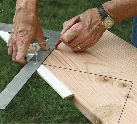 They support the treads and provide the structural support of the stairway. Laying Out Basic Stair Stringers - Fine Homebuilding