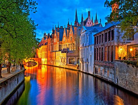 Todos los vuelos más baratos a bruselas, bélgica en una sola búsqueda. purpura: B-B-B- ( BÉLGICA - BRUSELAS - BRUJAS )