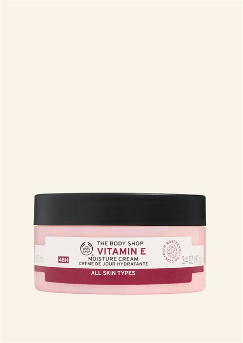 Vitamin E Moisture Cream Dry Skin The Body Shop