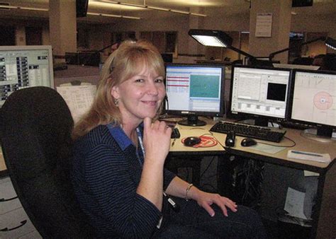 Dispatcher Keeps Cool In Decrypting Hostages Clues
