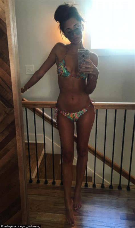 Megan Mckenna Flaunts Her Sensationally Toned Bikini Body Daily Mail