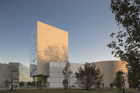 Lewis Arts Complex Steven Holl Architects Archdaily