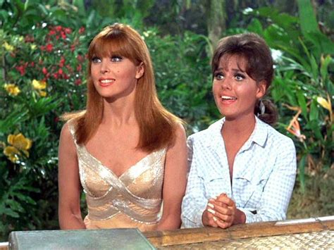 Dawn Wells And Tina Louise As Ginger And Mary Ann Gilligan S Island Photo 4 X 6 Ebay