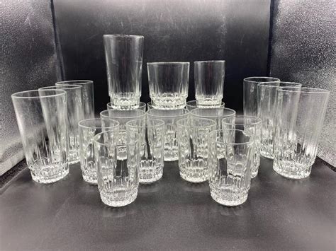 set of 21 arcoroc drink glasses 3 sizes yd 011 1120 00246