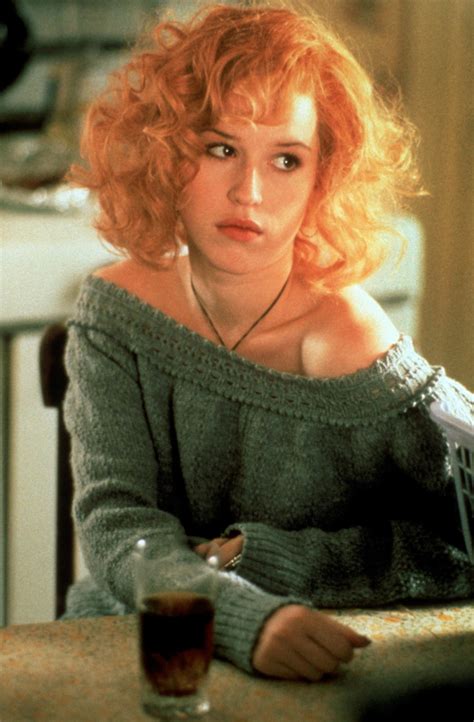 Molly Ringwalds Hairstyles Through The Years From The Breakfast Club Red Bob To Her Retro
