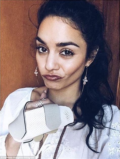 Vanessa Hudgens In Makeup Free Selfie While Still In Her Swimsuit After
