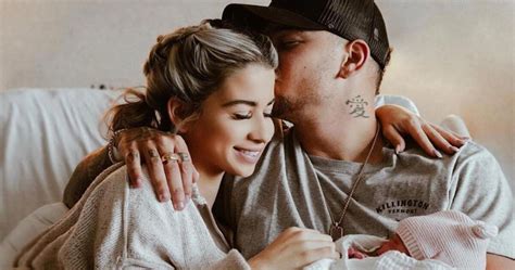 Kane Brown Admits He Feels ‘bad For His Wife That Their Daughter Looks