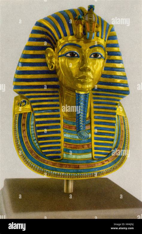 Iconic Funerary Mask Of Pharao Tutankhamun Reigned 13321323 Bc