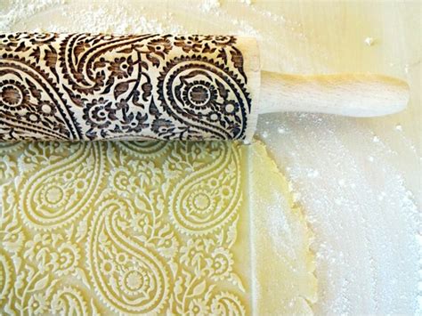 Paisley Embossing Rolling Pin Paisley Pattern Engraved Rolling Pin For