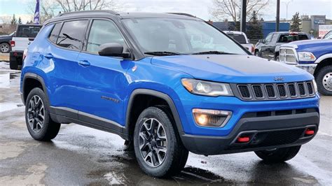 Pre Owned 2018 Jeep Compass Trailhawk 4x4 Sunroof Trailer Package