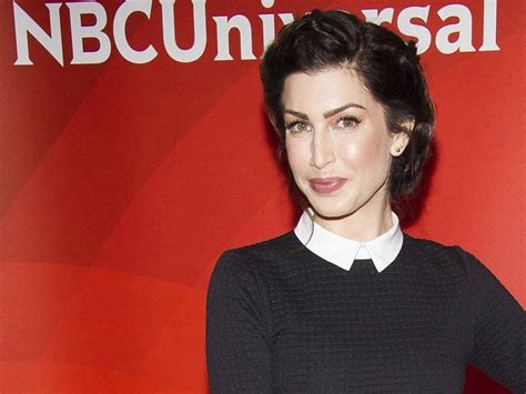 Actress And Internet Star Stevie Ryan Dead At 33 Express And Star