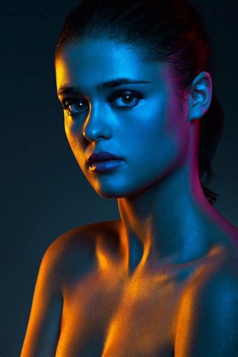 Creative Beauty Photography Examples By Geoffrey Jones Colour Gel Photography Portrait