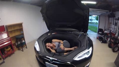 Tesla Model S Frunk Space 85 Rear Wheel Drive Youtube