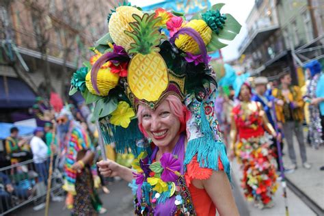 New Orleans Cancels Mardi Gras Parades Because Of Covid American